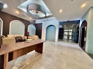 Luxury Apartment, Just 15 mins from Airport, Ggn