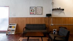 Aayu Seckchuan - 3 mins walk to Love Lane