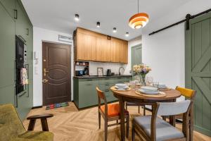 Mokotów Apt - Tram&Bus Nearby - by Rentujemy