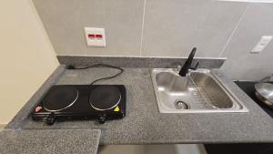 Studio moderno e reformado no Centro