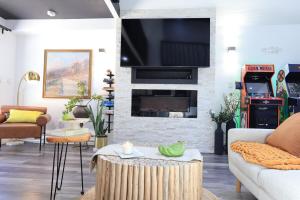 Creekside Family Dreamland - Play, Firepit, Arcade