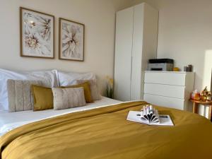 apartino - FREE parking, balcony, easy city access, metro station, nespresso, netflix