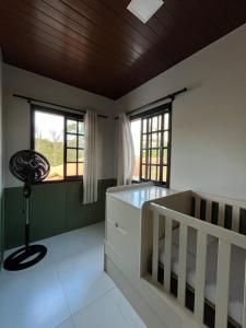 Casa familiar, com berço para bebê!