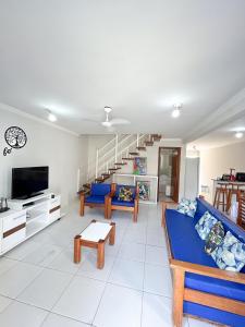 Casa de Praia Duplex - 3 suites toda climatizada em condominio com piscina e sauna