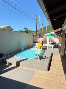 Casa com piscina Porto Belo