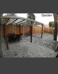 Brand New Large Studio with Private Parking