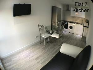 Brand New Large Studio with Private Parking