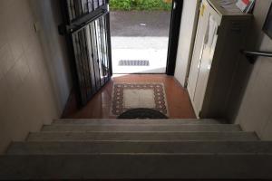 Casa con Giardino a Roma, 2 Camere, Ideale per Famiglie, 15 minuti dal Colosseo, 5 minuti da Mirti