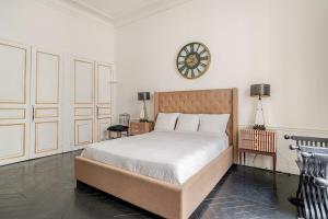 Champs-Élysées Luxe Palace