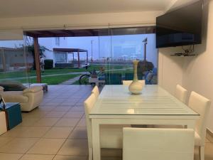 Beach House - Condominio Asia Bonita