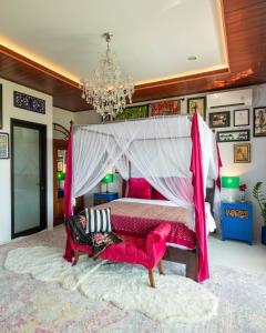 Designer Villa with Private Pool, Heart of Canggu