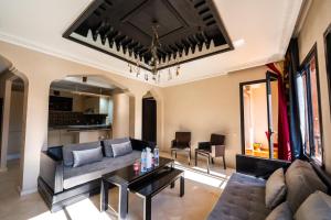 River Palm élégant appartement 2 ch vue piscine