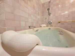 Art Déco et Spa Vue Gassendi King Size Clim