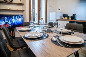 Art Déco et Spa Vue Gassendi King Size Clim