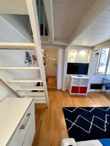 Vieux Nice - Hyper centre - Appartement Mezzanine - Mer & Soleil