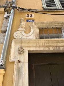 Vieux Nice - Hyper centre - Appartement Mezzanine - Mer & Soleil