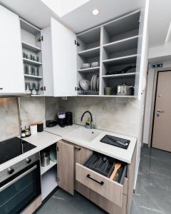 Serene Studio in the City Center Your Calm Oasis