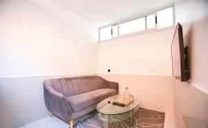 Small Fully Equiped and Renovated