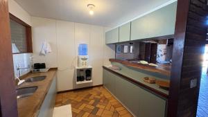 Casa de Veraneio Beira Mar com 5 quartos