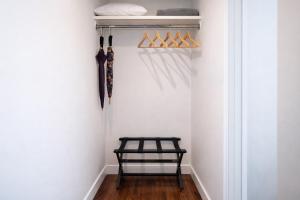 Artsy Hidden Gem - FREE PARKING