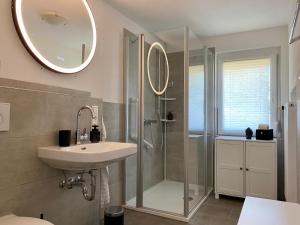 Wellness - Privat-Spa mit Whirlpool, Sauna & Kino