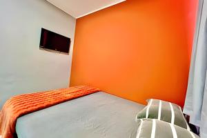 The Orange < Matinhos Beach