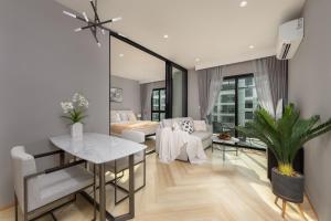 Delos 1BR Suite — The Title Legendary BangTao