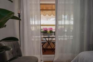 Large magnificent terrace (40 sq.m)