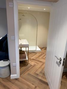 NEW New Forest Hideaway for Two