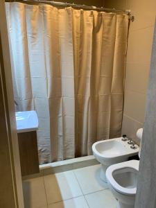 Departamento Santa Fe 2 ambientes con balcón a la calle Impecable