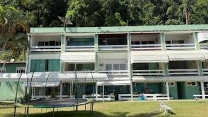 Apartamento pé na areia