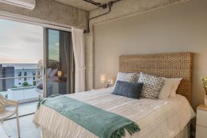 Spacious 2BR 2BTH El Zonte with oceanview and pool