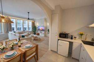 Japandi Lofts - 2 Bedrooms at old city of Antwerp
