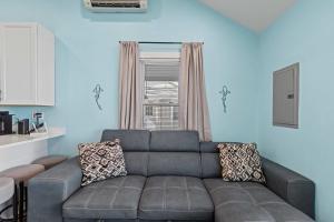 Parrot Bay 25 Pet friendly