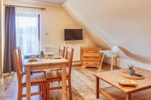 Pokoje dwuosobowe, czteroosobowe Apartament II Chochołów