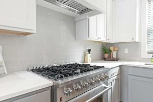 New River Oaks River Ranch King Great Location