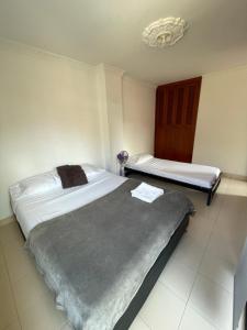 Apartamento central con parqueadero