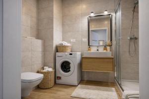 LIVERMO - TARGI MTP - Jeżyce- Air Conditioning - Self Check-in