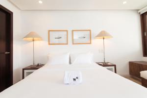 Sophisticated 3BR House with Pool and AC in Ciudad Amurallada