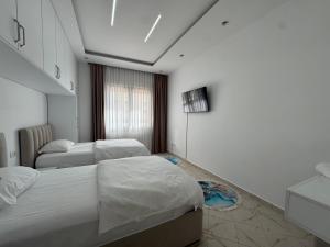 Luxury Seafront 2-Bedroom 2-Bathroom Apartment with Terrace Full Sea View Vollga Promenade