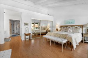 Carlsbad Hideway Pool Spa