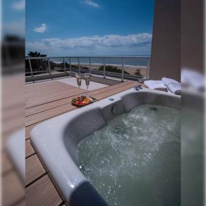 Hotel Figueroa Flow Apart