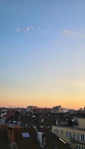 Studio penthouse lumineux avec grande terrasse de 40m2