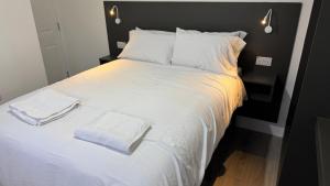 Private Rooms with Bathroom