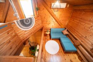 Awaji Seaside Log House