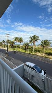 Beira-Mar Sofisticado com Vista Mar e Piscina 02
