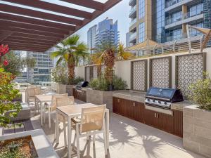 Ultra Luxury Dubai Marina I LIV Residence