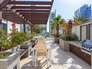 Ultra Luxury Dubai Marina I LIV Residence