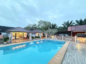 All Times Pool Villas