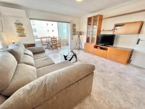 Encantador apartamento en Roses, 1 hab, cerca de la playa - ES-319-85